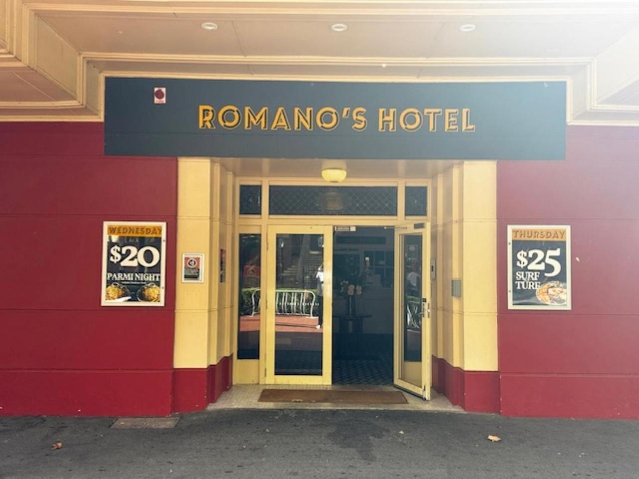 Romano'S Hotel & Suites Wagga Wagga Exterior photo